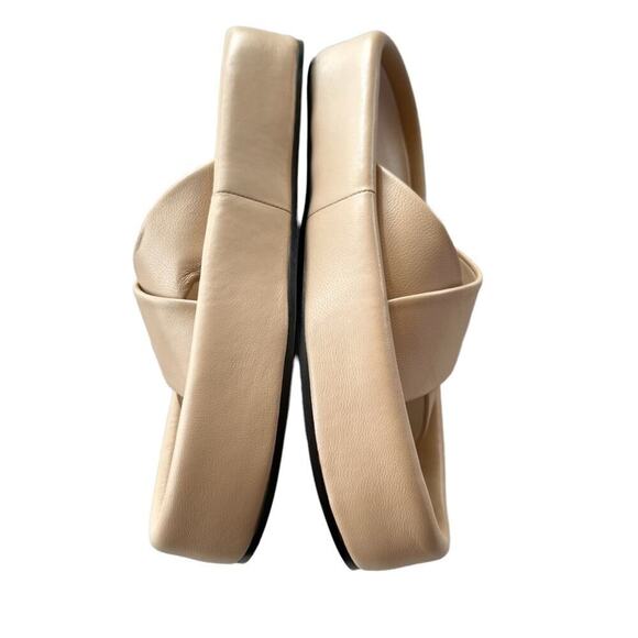 NEW Frame Le Laurel Slide Sandals In Oatmeal Sz 36/5.5 - Picture 7 of 11